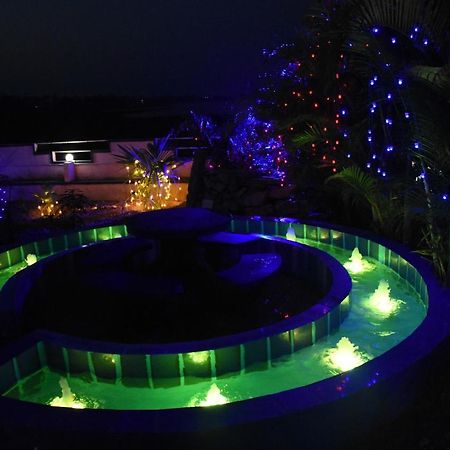 H P Homestay Dharwad Buitenkant foto