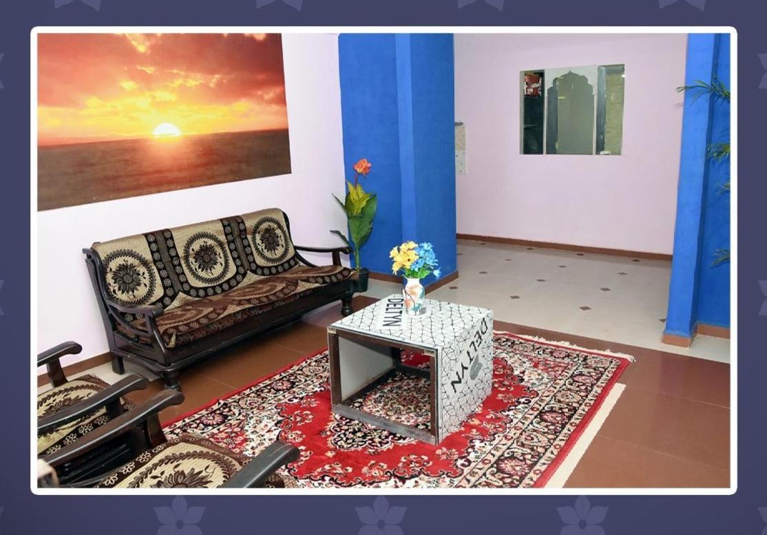 H P Homestay Dharwad Buitenkant foto